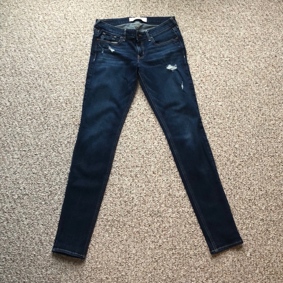 Hollister Skinny Jeans - Picture 4 of 7